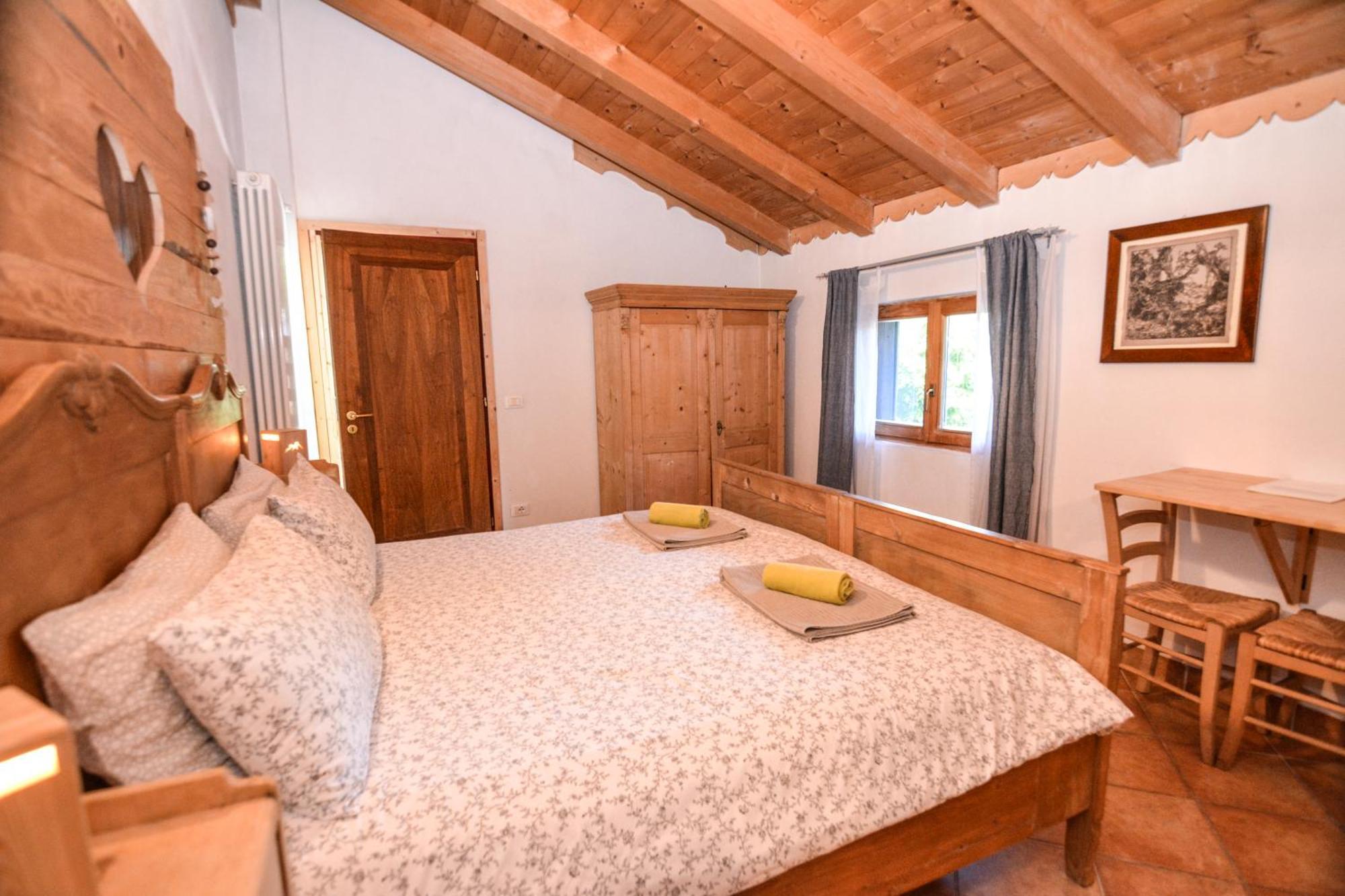 Agritur Airone Bed & Camping Levico Terme Zimmer foto